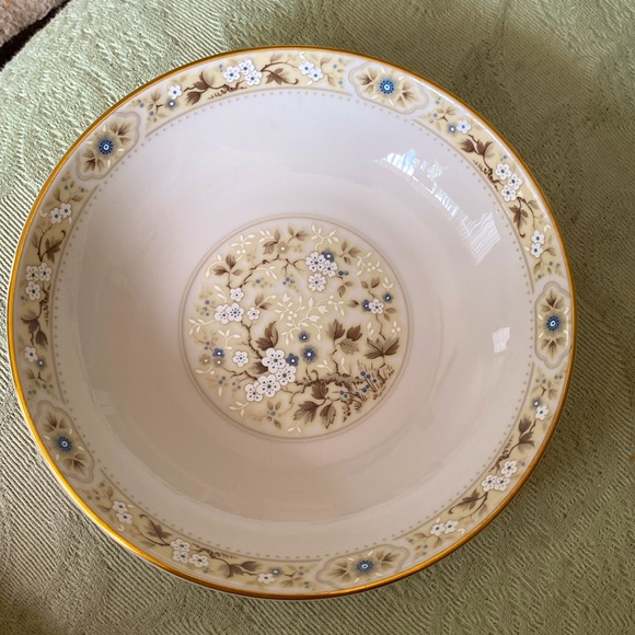 3 Royal Dalton “Mandalay” bowls. Never used in new condition. 7 inches - Picture 2 of 10